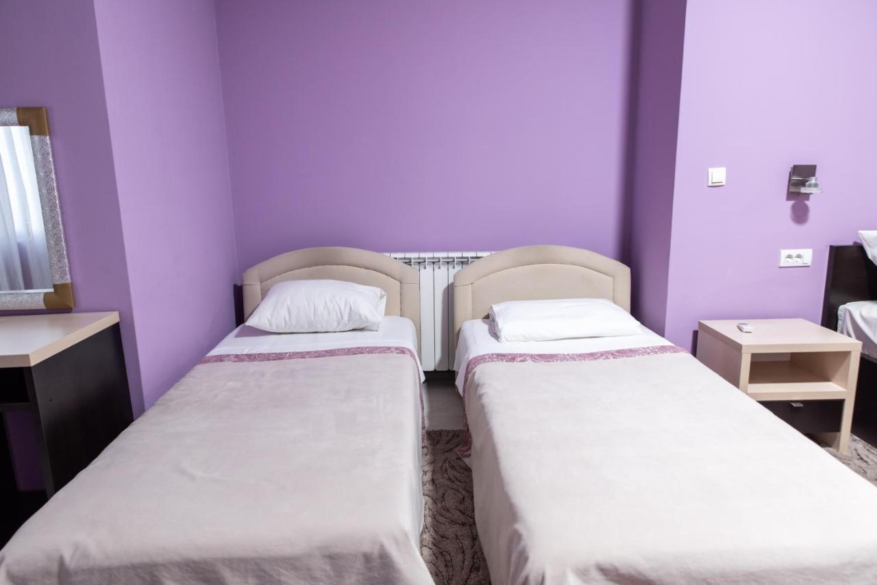 Hotel Gold Плевля Екстериор снимка