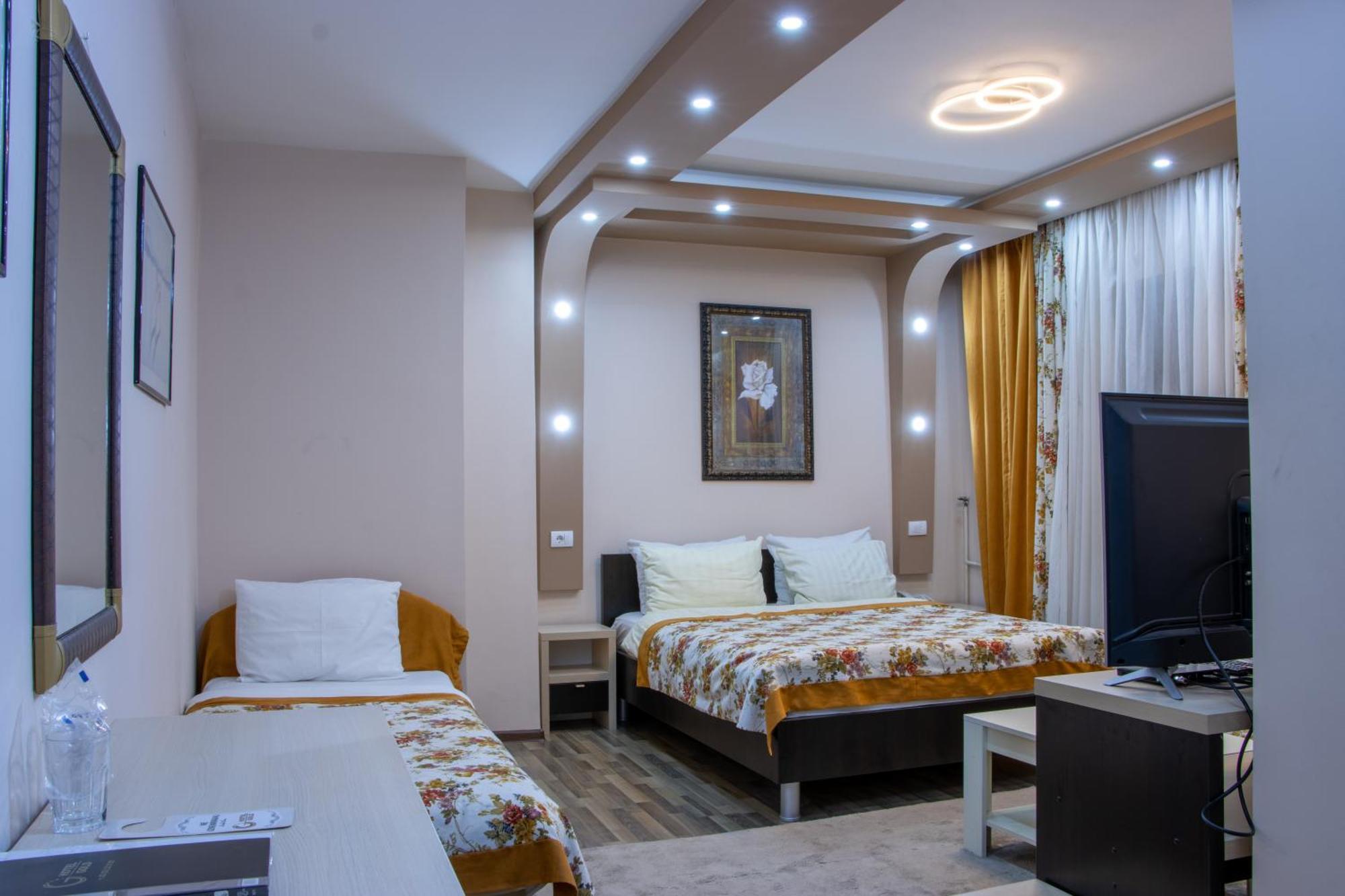 Hotel Gold Плевля Екстериор снимка