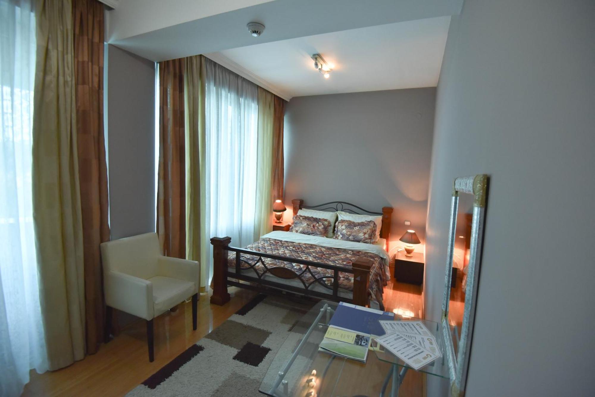 Hotel Gold Плевля Екстериор снимка