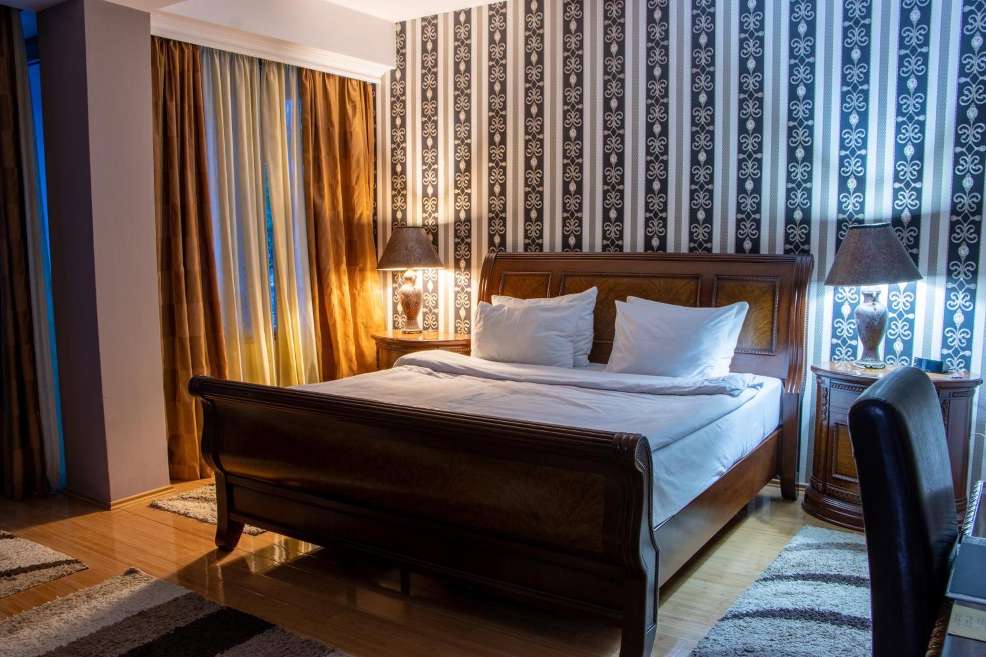 Hotel Gold Плевля Екстериор снимка